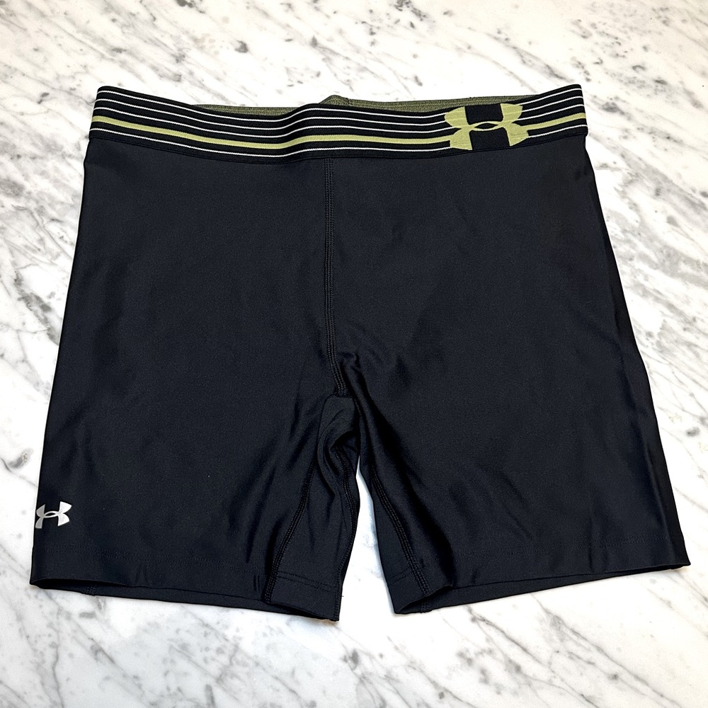 Under Armour Women’s HeatGear Compression Shorts NEW